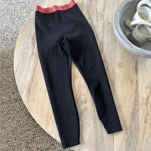 Outdoor Voices Leggings with contrast Pink Waistband